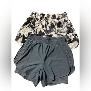 bundle of 2 AVIA Geometric gray and black running shorts size: S/ M